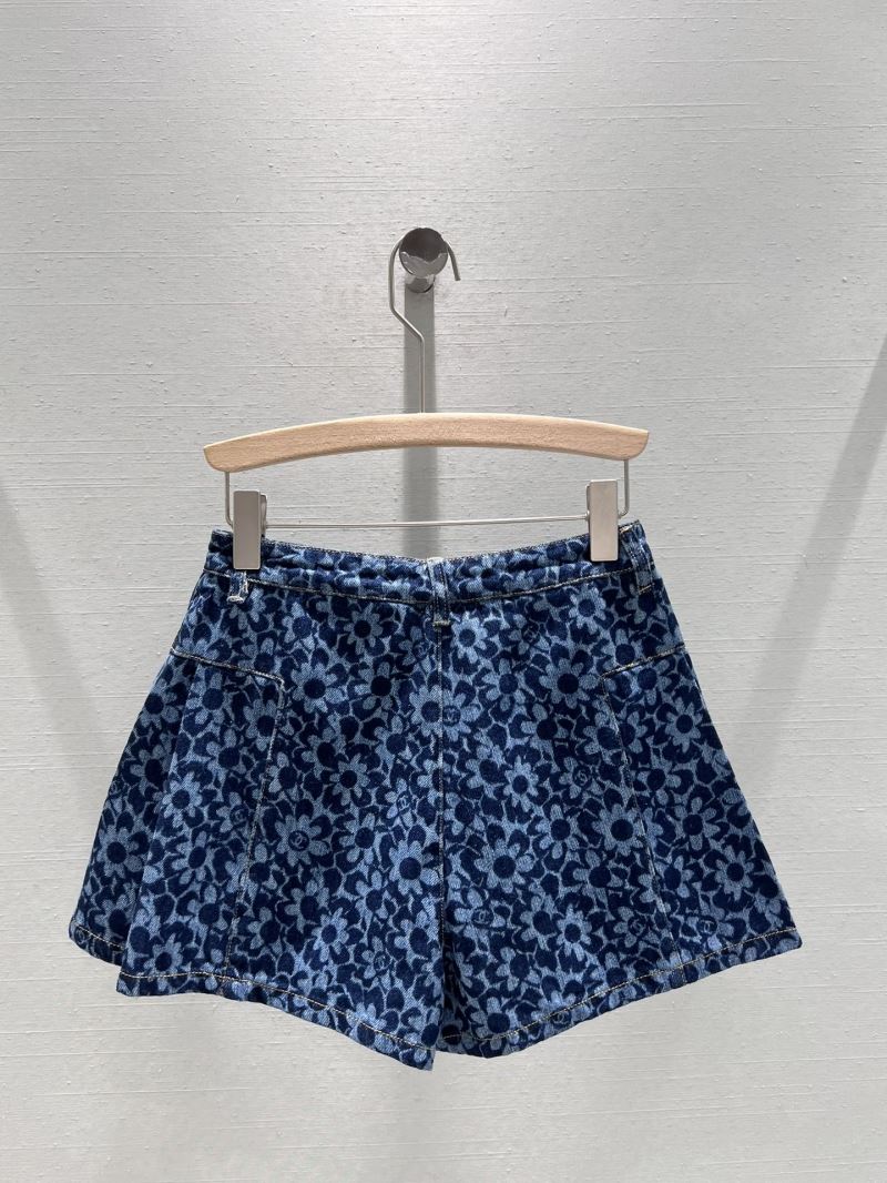 Chanel Short Pants